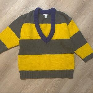 Bold Yellow and Gray V-Neck Sweater